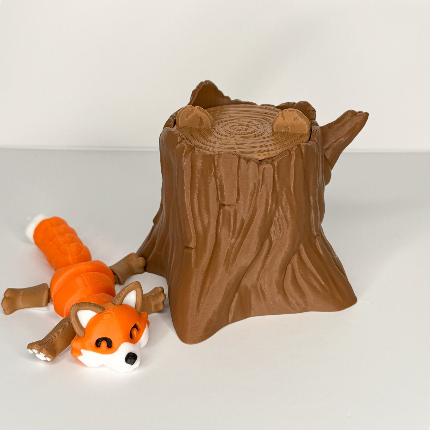 Articulated Fox with Secret Tree Stump - Twist-to-Open Surprise - Perfect Gift or Desk Pal