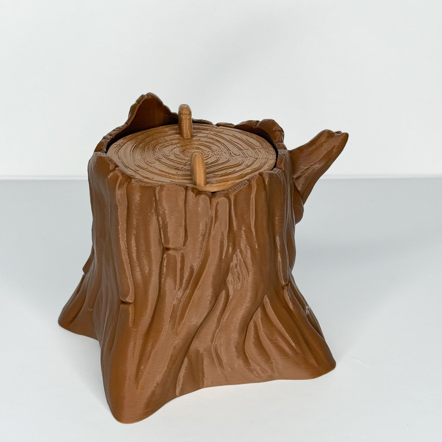 Articulated Fox with Secret Tree Stump - Twist-to-Open Surprise - Perfect Gift or Desk Pal